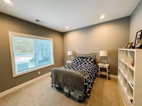 Bedroom - 1521 Frank St, Hannibal, MO 63401 photo 5 of 5