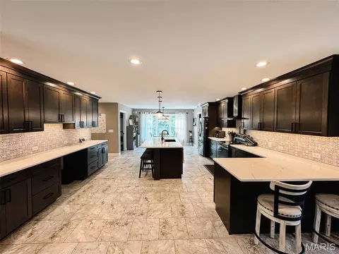 Kitchen - 1521 Frank St, Hannibal, MO 63401 photo 1 of 6