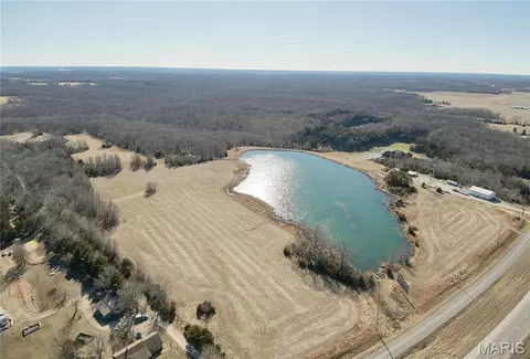 33 S 64 Ac S Outer Road 1-70, New Florence, MO 63363