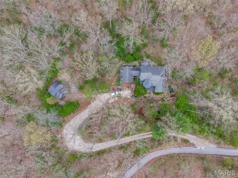 Exterior - 19111 Foxfire Forest Rd, Wildwood, MO 63069 photo 3 of 9