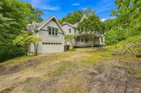 Exterior - 19111 Foxfire Forest Rd, Wildwood, MO 63069 photo 4 of 9