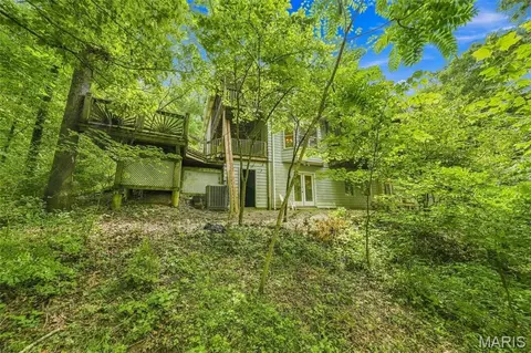 Exterior - 19111 Foxfire Forest Rd, Wildwood, MO 63069 photo 8 of 9