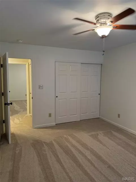 Bedroom - 727 Hawk Run Dr, O'fallon, MO 63368 photo 6 of 8