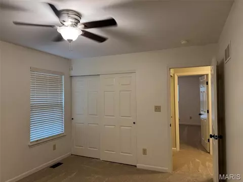 Bedroom - 727 Hawk Run Dr, O'fallon, MO 63368 photo 8 of 8
