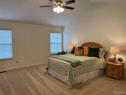 Bedroom - 727 Hawk Run Dr, O'fallon, MO 63368 photo 1 of 8