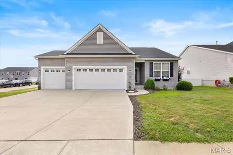 350 Huntleigh Pkwy, Wentzville, MO 63385