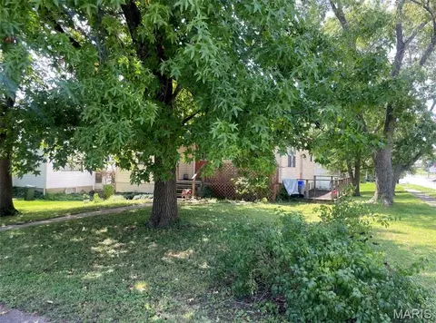 Exterior - 1609 N Cedar St, Rolla, MO 65401 photo 9 of 9