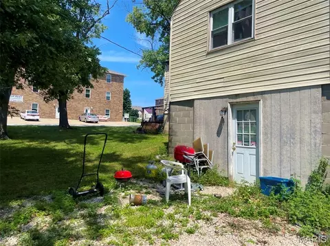 Exterior - 1609 N Cedar St, Rolla, MO 65401 photo 7 of 9