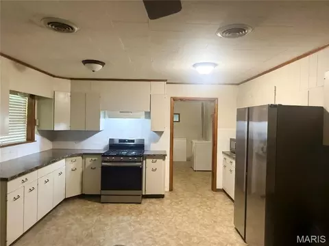 Kitchen - 1105 S Anthony St, Kennett, MO 63857 photo 1 of 1