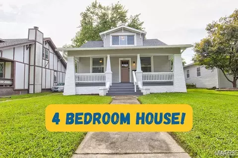 1211 Troy Rd, Edwardsville, IL 62025