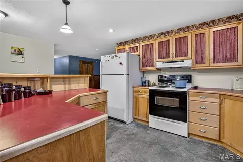 Kitchen - 5972 Highway E, Fredericktown, MO 63645 photo 5 of 5
