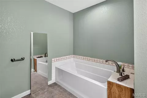 Bath - 5972 Highway E, Fredericktown, MO 63645 photo 4 of 5