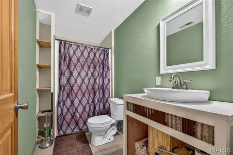 Bath - 5972 Highway E, Fredericktown, MO 63645 photo 5 of 5