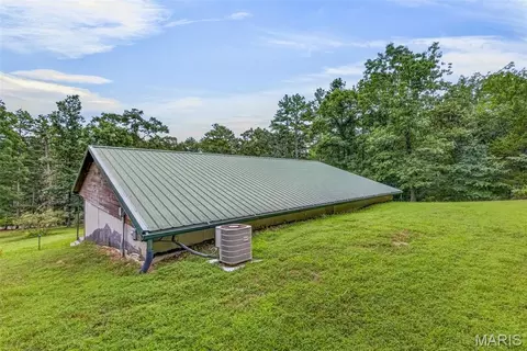 Exterior - 5972 Highway E, Fredericktown, MO 63645 photo 4 of 12