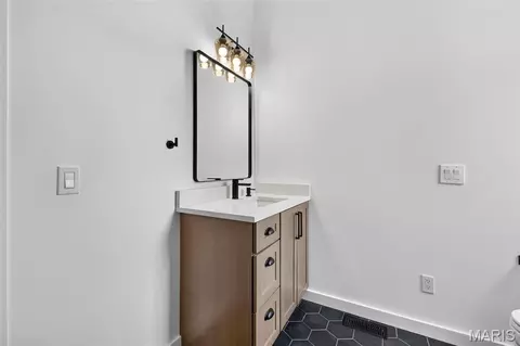 Bath - 3 Millers Ct, O'fallon, MO 63366 photo 5 of 11
