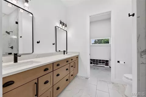 Bath - 3 Millers Ct, O'fallon, MO 63366 photo 3 of 11