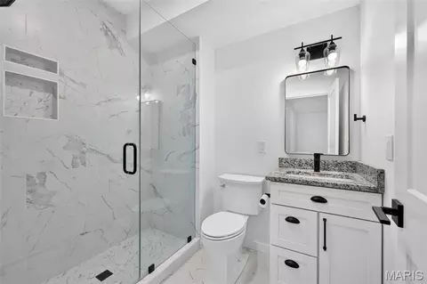 Bath - 3 Millers Ct, O'fallon, MO 63366 photo 10 of 11