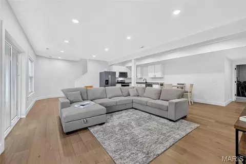Living - 3 Millers Ct, O'fallon, MO 63366 photo 8 of 8