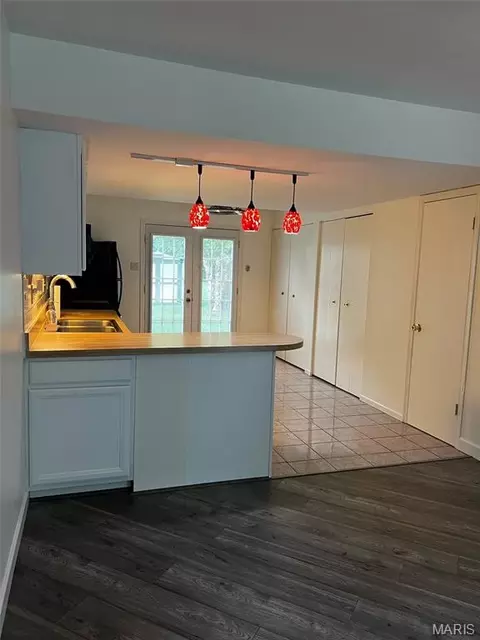 Kitchen - 3819 Treebrook Dr, Imperial, MO 63052 photo 4 of 5