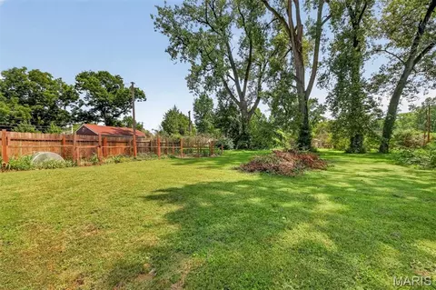 Exterior - 8034 Packard Ave, Berkeley, MO 63134 photo 8 of 11