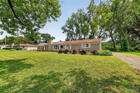 Exterior - 8034 Packard Ave, Berkeley, MO 63134 photo 2 of 11