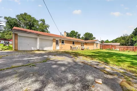 Exterior - 8034 Packard Ave, Berkeley, MO 63134 photo 11 of 11