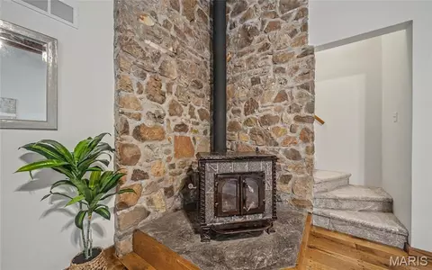 Entry Way - 8578 Lizard Ln, Dittmer, MO 63023 photo 1 of 4