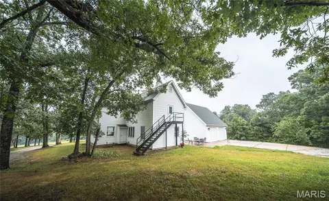 Exterior - 8578 Lizard Ln, Dittmer, MO 63023 photo 7 of 17