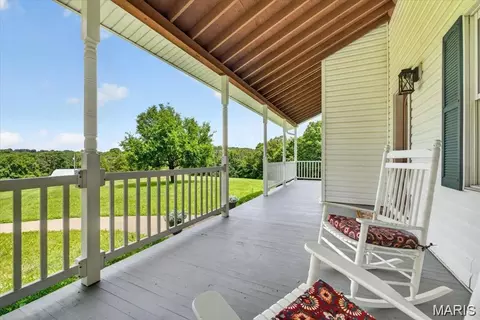 Exterior - 8578 Lizard Ln, Dittmer, MO 63023 photo 4 of 17