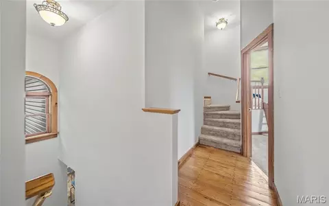 Entry Way - 8578 Lizard Ln, Dittmer, MO 63023 photo 2 of 4