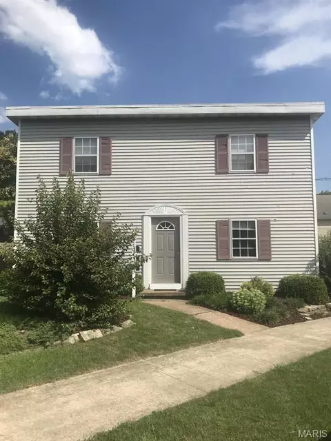 2704 Idaho Ave, Granite City, IL 62040