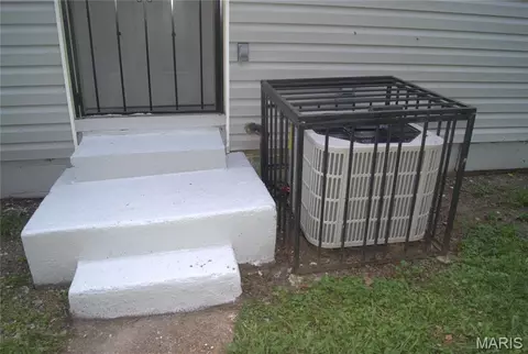 Exterior - 6330 Washington Ave, Saint Louis, MO 63134 photo 3 of 5