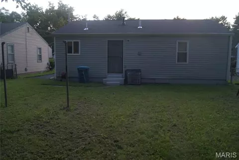 Exterior - 6330 Washington Ave, Saint Louis, MO 63134 photo 5 of 5