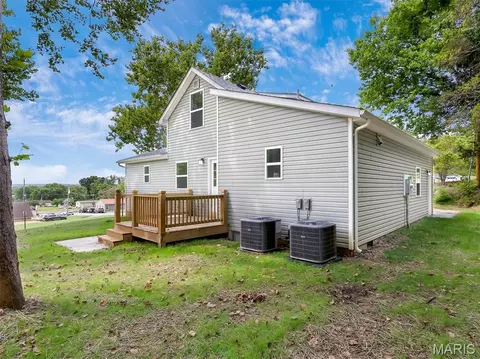 404 N 5th St, Pacific, MO 63069 photo 10