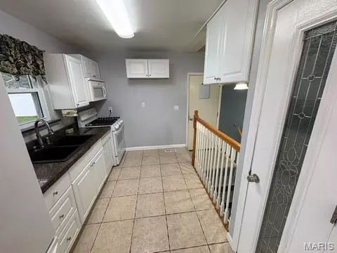 Entry Way - 504 Briscoe Ave, O'fallon, MO 63366 photo 1 of 1