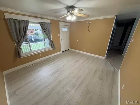 Living - 504 Briscoe Ave, O'fallon, MO 63366 photo 1 of 2