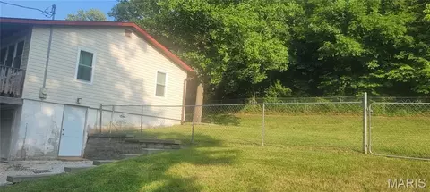 Exterior - 1018 Top Dr, Arnold, MO 63010 photo 5 of 8