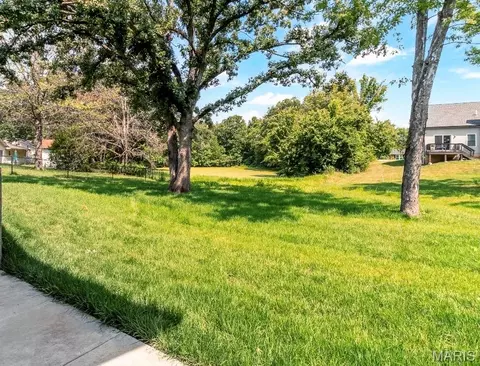 Exterior - 10 Pershing Cir, O'fallon, MO 63366 photo 6 of 6