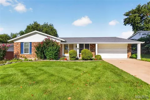 14649 Baratton Dr, Florissant, MO 63034