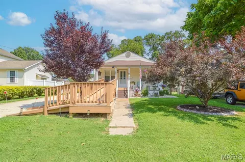 735 Bond Ave, Collinsville, IL 62234
