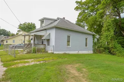 Exterior - 1908 Central Ave, Alton, IL 62002 photo 4 of 4