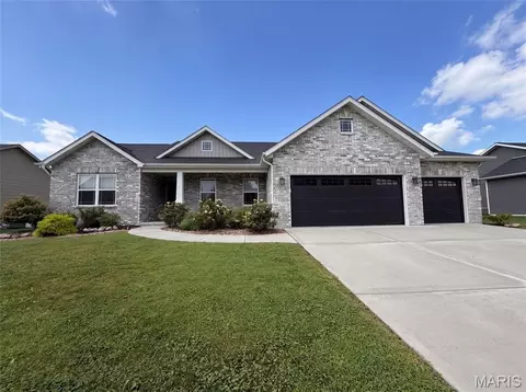 217 Emerald Way, Granite City, IL 62040
