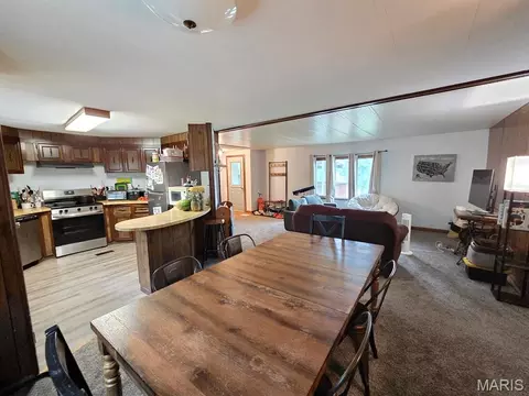 Dining - 28567 Comanche Trl, Canton, MO 63435 photo 2 of 2