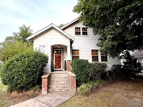 15 S Hickory St, Dexter, MO 63841