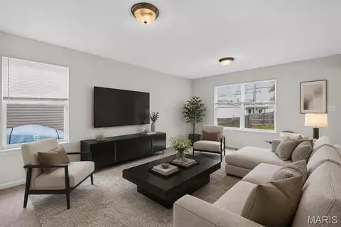 Living - 313 Lindy Blvd, Ballwin, MO 63021 photo 1 of 3