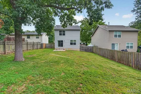 Exterior - 313 Lindy Blvd, Ballwin, MO 63021 photo 4 of 4