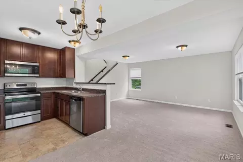 Living - 313 Lindy Blvd, Ballwin, MO 63021 photo 3 of 3