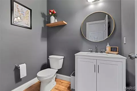Bath - 204 Willow Ridge Ct, Eureka, MO 63025 photo 1 of 5