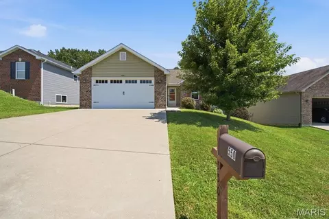 Exterior - 550 Crestfall Dr, Washington, MO 63090 photo 9 of 9