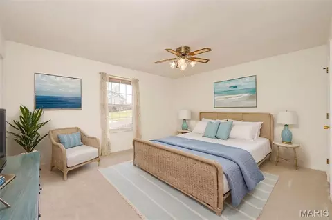Bedroom - 1226 Dunloe Rd, Ballwin, MO 63021 photo 2 of 3